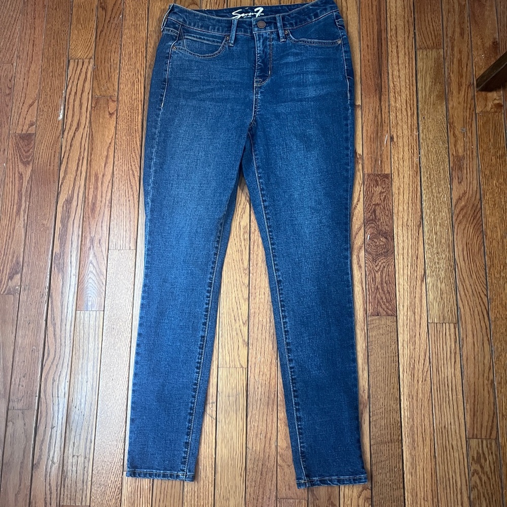 Seven7 Women's Deep Blue Skinny Jeans size 4 high rise